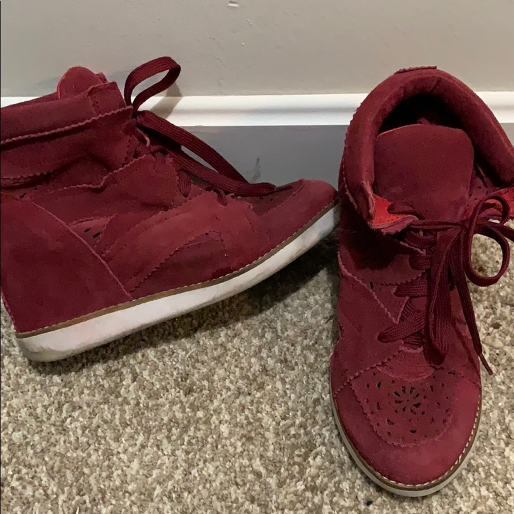 Sneaker wedges